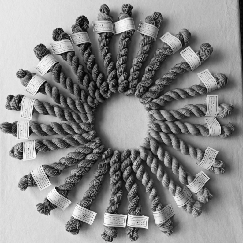 Wol Adventskalender – 24 Dagen Mini-Garens & Creatieve Verrassingen