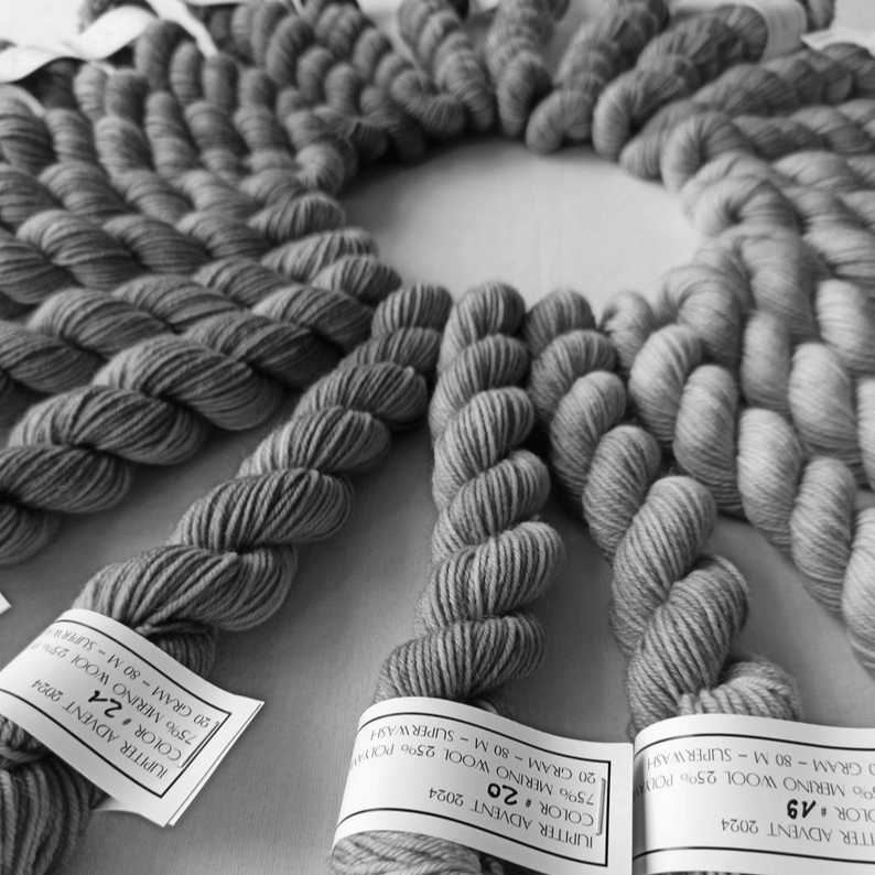 Wol Adventskalender – 24 Dagen Mini-Garens & Creatieve Verrassingen