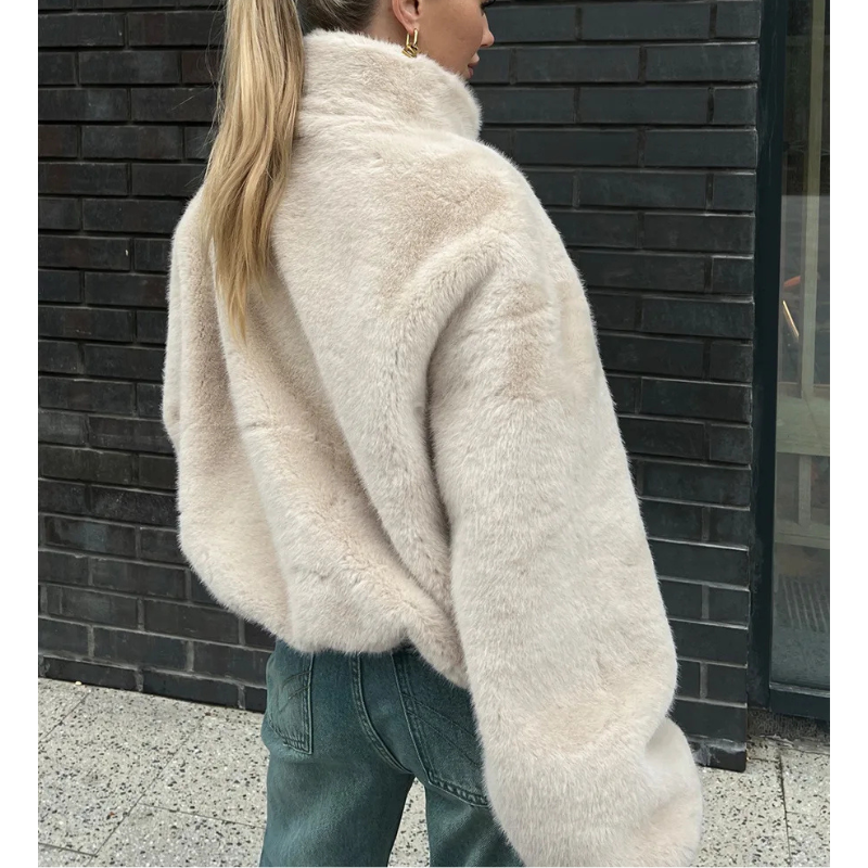 Dames Zachte Winterjas – Elegante Faux Fur Kort Jack